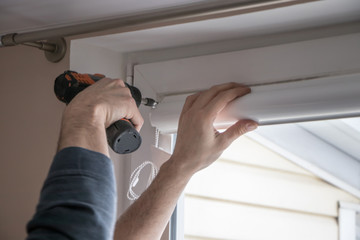 Imagem ilustrativa de Automação de cortinas com alexa
